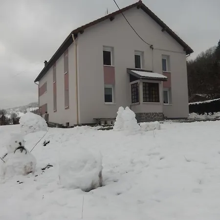 Vakantiehuis En Pleine Nature, Proche De La Bresse Avec Activites Familiales, Terrasse Et Poele A Bois - Fr-1-589-70