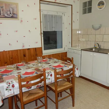 Casa rural En Pleine Nature, Proche De La Bresse Avec Activités Familiales, Terrasse Et Poêle à Bois - Fr-1-589-70 Cornimont