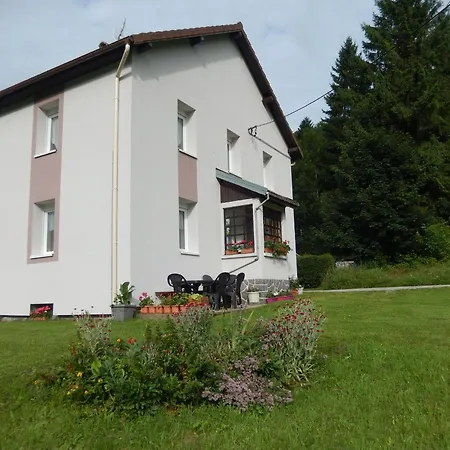 En Pleine Nature, Proche De La Bresse Avec Activités Familiales, Terrasse Et Poêle à Bois - Fr-1-589-70 Casa rural *