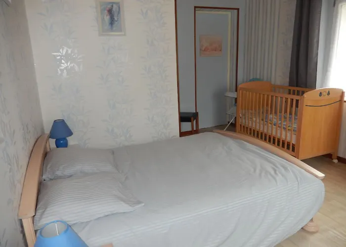 En Pleine Nature, Proche De La Bresse Avec Activites Familiales, Terrasse Et Poele A Bois - Fr-1-589-70 Prázdninový dům